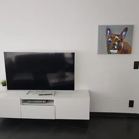 Duingalm - Modern 2 Bedroom - 100m From The *